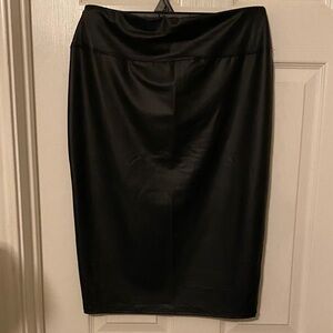Bozzolo Black Pencil Skirt